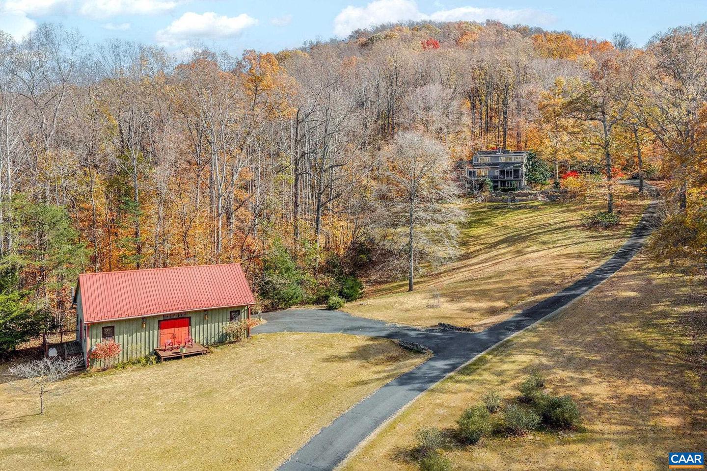 407 BROAD AXE RD, CHARLOTTESVILLE, Virginia 22903, 4 Bedrooms Bedrooms, ,3 BathroomsBathrooms,Residential,For sale,407 BROAD AXE RD,671168 MLS # 671168