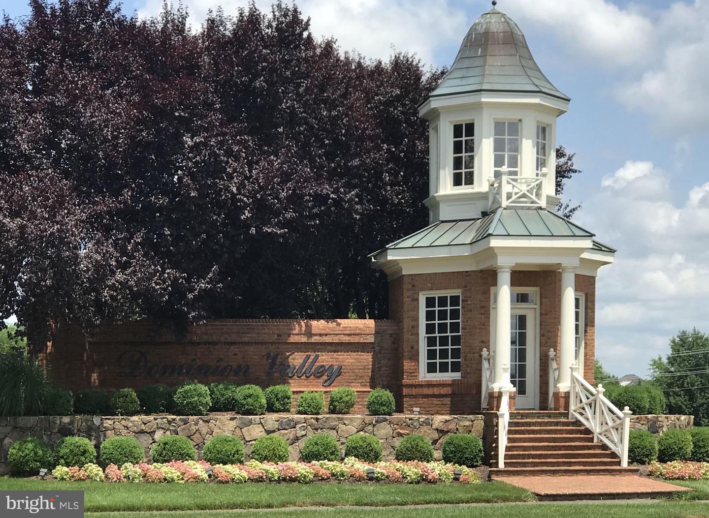 15110 HEATHER MILL LN #201, HAYMARKET, Virginia 20169, 2 Bedrooms Bedrooms, ,2 BathroomsBathrooms,Residential,For sale,15110 HEATHER MILL LN #201,VAPW2107870 MLS # VAPW2107870