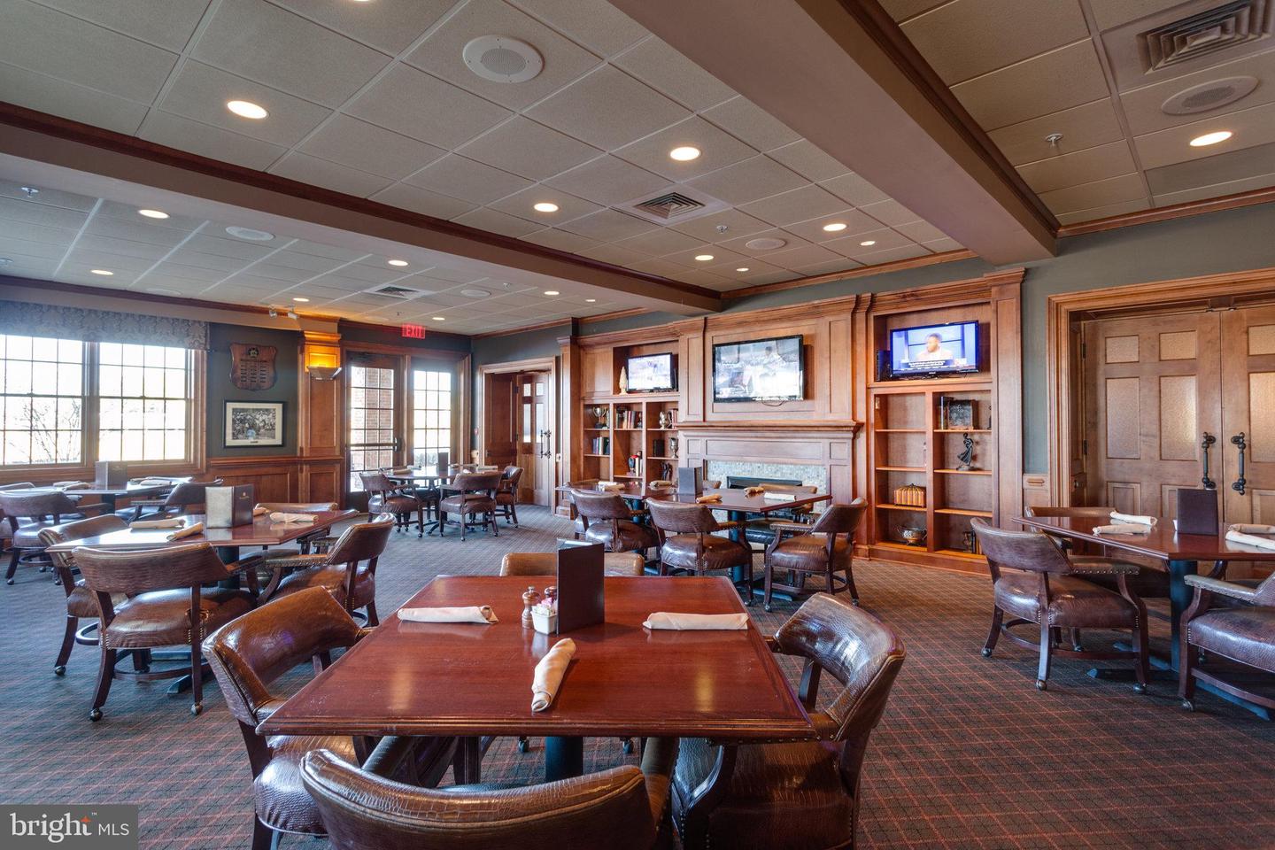 15110 HEATHER MILL LN #201, HAYMARKET, Virginia 20169, 2 Bedrooms Bedrooms, ,2 BathroomsBathrooms,Residential,For sale,15110 HEATHER MILL LN #201,VAPW2107870 MLS # VAPW2107870