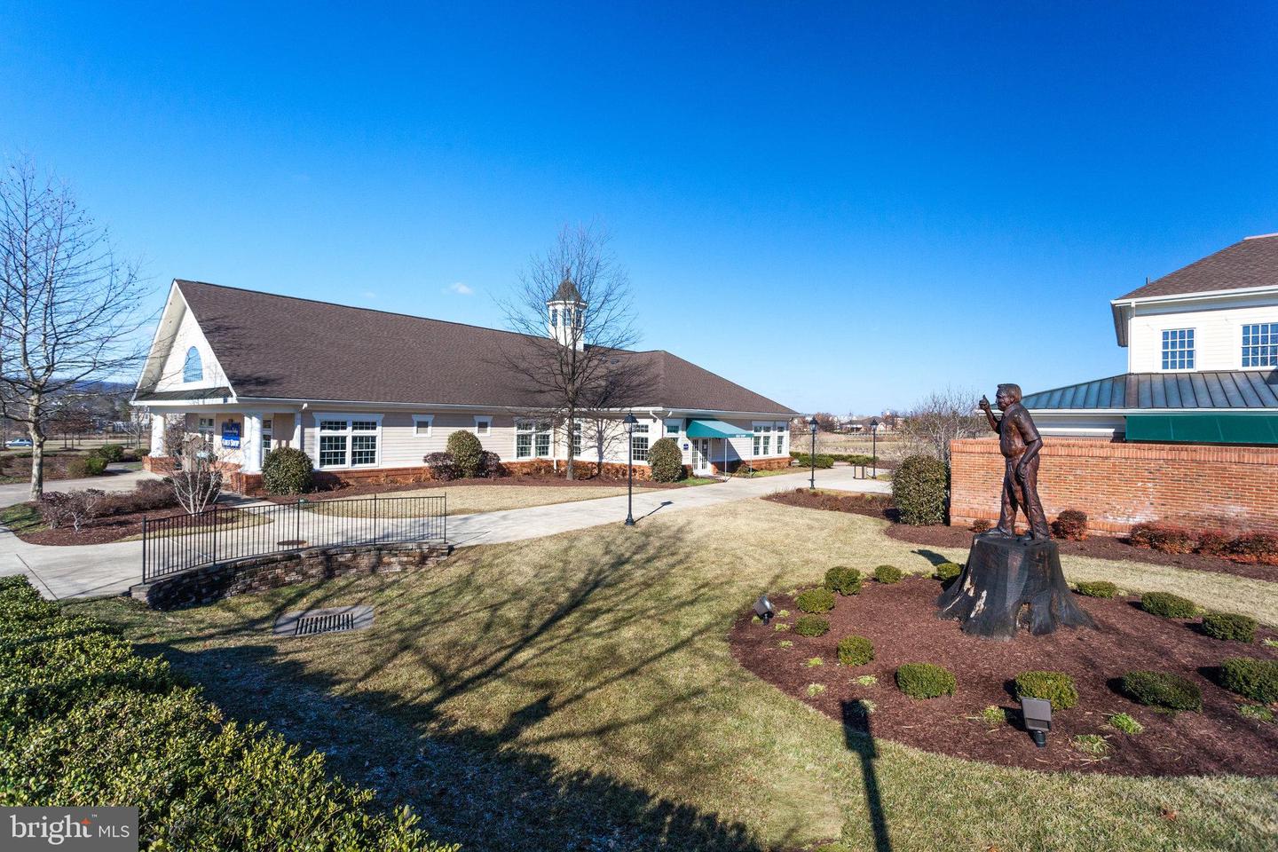 15110 HEATHER MILL LN #201, HAYMARKET, Virginia 20169, 2 Bedrooms Bedrooms, ,2 BathroomsBathrooms,Residential,For sale,15110 HEATHER MILL LN #201,VAPW2107870 MLS # VAPW2107870