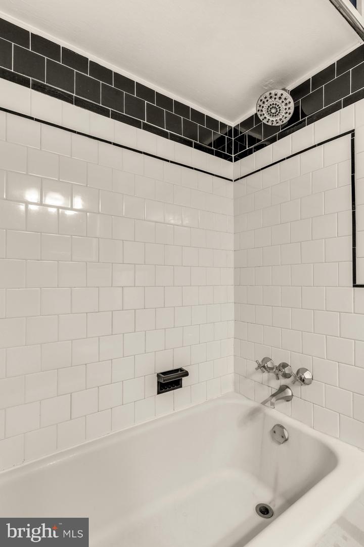 1127 C ST SE #2, WASHINGTON, District Of Columbia 20003, 1 Bedroom Bedrooms, ,1 BathroomBathrooms,Residential,For sale,1127 C ST SE #2,DCDC2232144 MLS # DCDC2232144 1127 C ST SE #2, WASHINGTON, District Of Columbia 20003, 1 Bedroom Bedrooms, ,1 BathroomBathrooms,Residential,For sale,1127 C ST SE #2,DCDC2232144 MLS # DCDC2232144