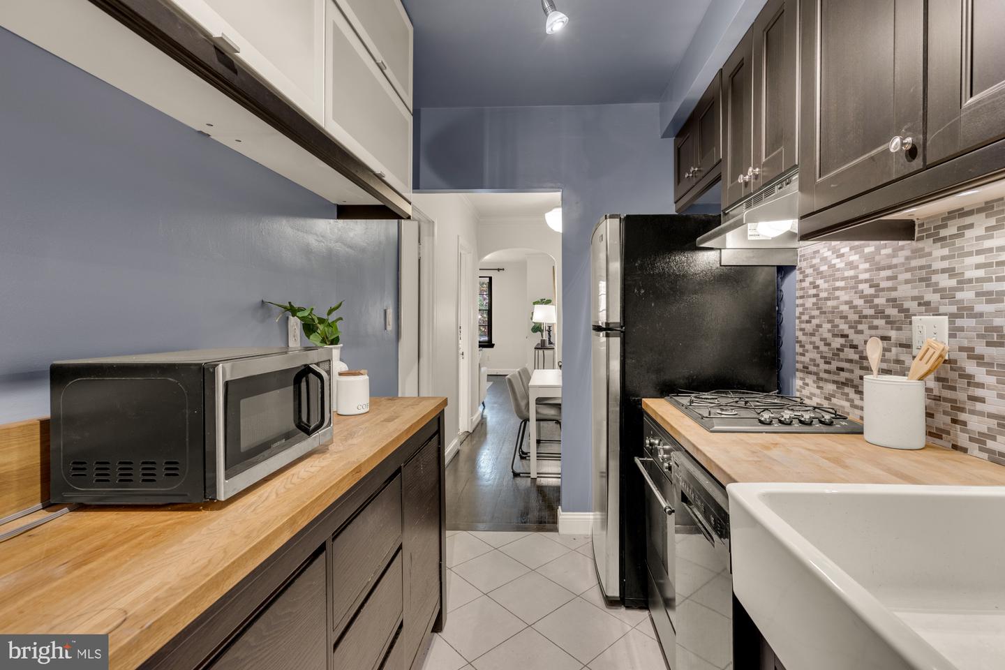 1127 C ST SE #2, WASHINGTON, District Of Columbia 20003, 1 Bedroom Bedrooms, ,1 BathroomBathrooms,Residential,For sale,1127 C ST SE #2,DCDC2232144 MLS # DCDC2232144 1127 C ST SE #2, WASHINGTON, District Of Columbia 20003, 1 Bedroom Bedrooms, ,1 BathroomBathrooms,Residential,For sale,1127 C ST SE #2,DCDC2232144 MLS # DCDC2232144