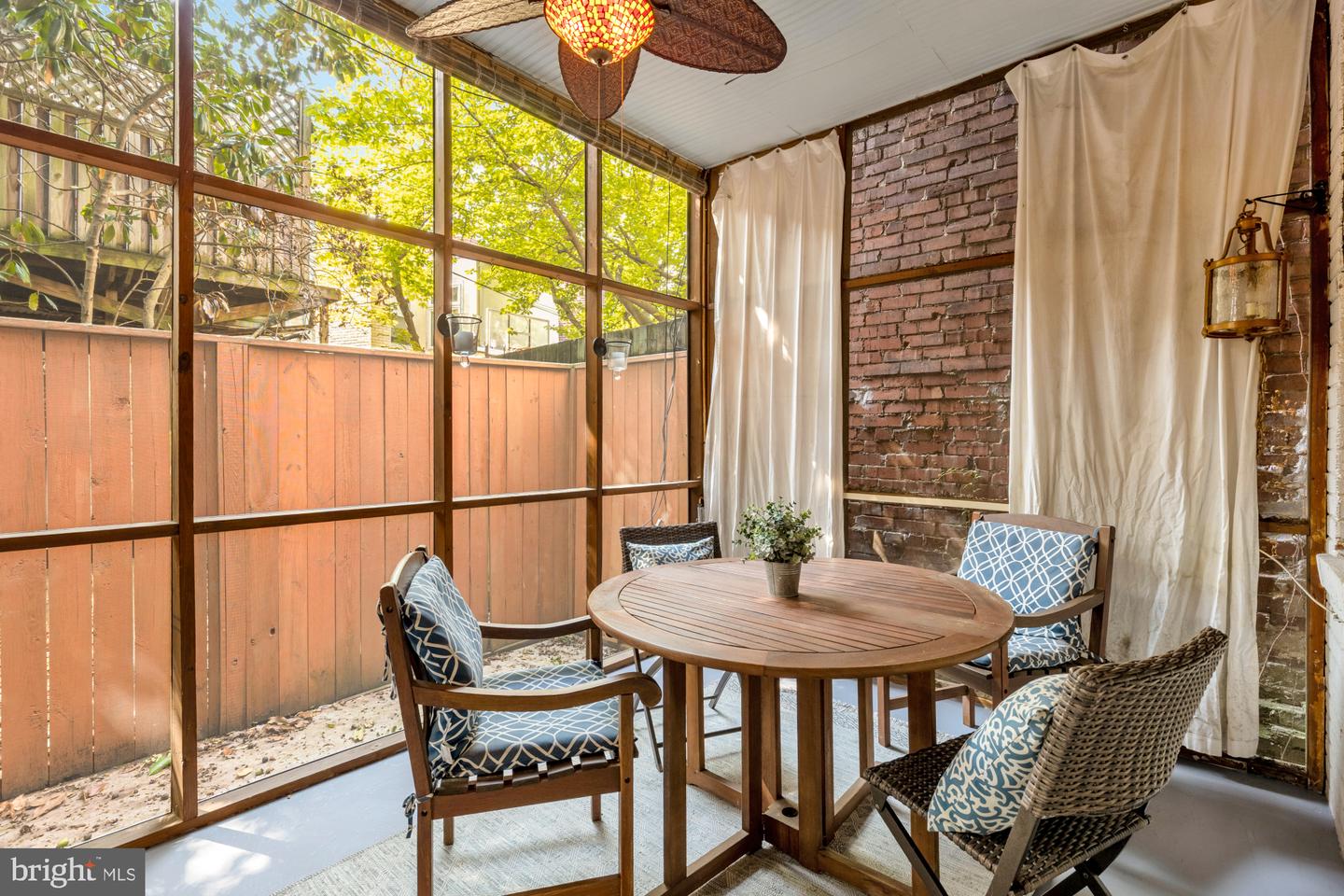 1127 C ST SE #2, WASHINGTON, District Of Columbia 20003, 1 Bedroom Bedrooms, ,1 BathroomBathrooms,Residential,For sale,1127 C ST SE #2,DCDC2232144 MLS # DCDC2232144 1127 C ST SE #2, WASHINGTON, District Of Columbia 20003, 1 Bedroom Bedrooms, ,1 BathroomBathrooms,Residential,For sale,1127 C ST SE #2,DCDC2232144 MLS # DCDC2232144