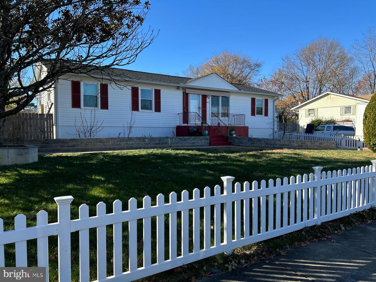 8014 STEADMAN ST, ALEXANDRIA, Virginia 22309, 7 Bedrooms Bedrooms, 7 Rooms Rooms,3 BathroomsBathrooms,Residential,For sale,8014 STEADMAN ST,VAFX2279476 MLS # VAFX2279476