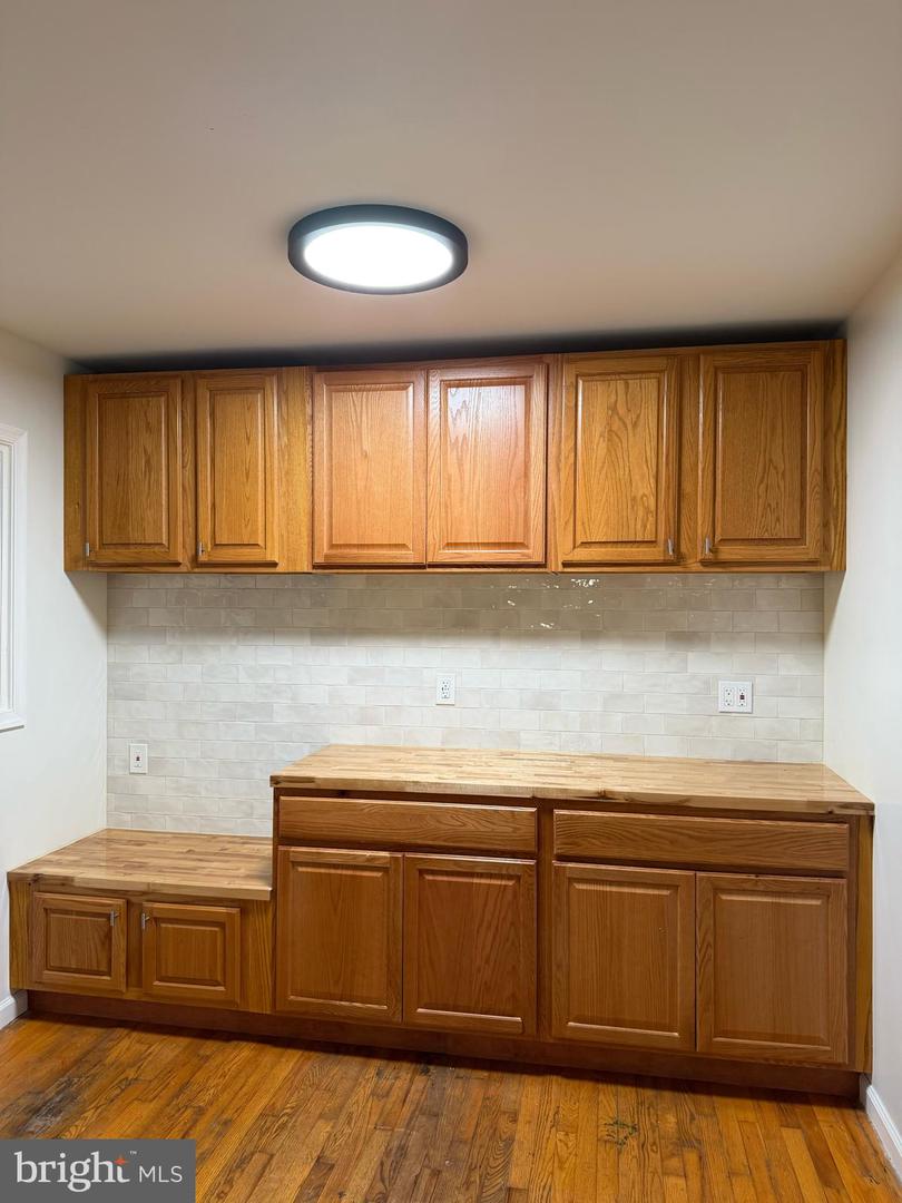 8014 STEADMAN ST, ALEXANDRIA, Virginia 22309, 7 Bedrooms Bedrooms, 7 Rooms Rooms,3 BathroomsBathrooms,Residential,For sale,8014 STEADMAN ST,VAFX2279476 MLS # VAFX2279476