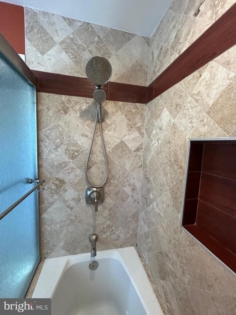 8014 STEADMAN ST, ALEXANDRIA, Virginia 22309, 7 Bedrooms Bedrooms, 7 Rooms Rooms,3 BathroomsBathrooms,Residential,For sale,8014 STEADMAN ST,VAFX2279476 MLS # VAFX2279476