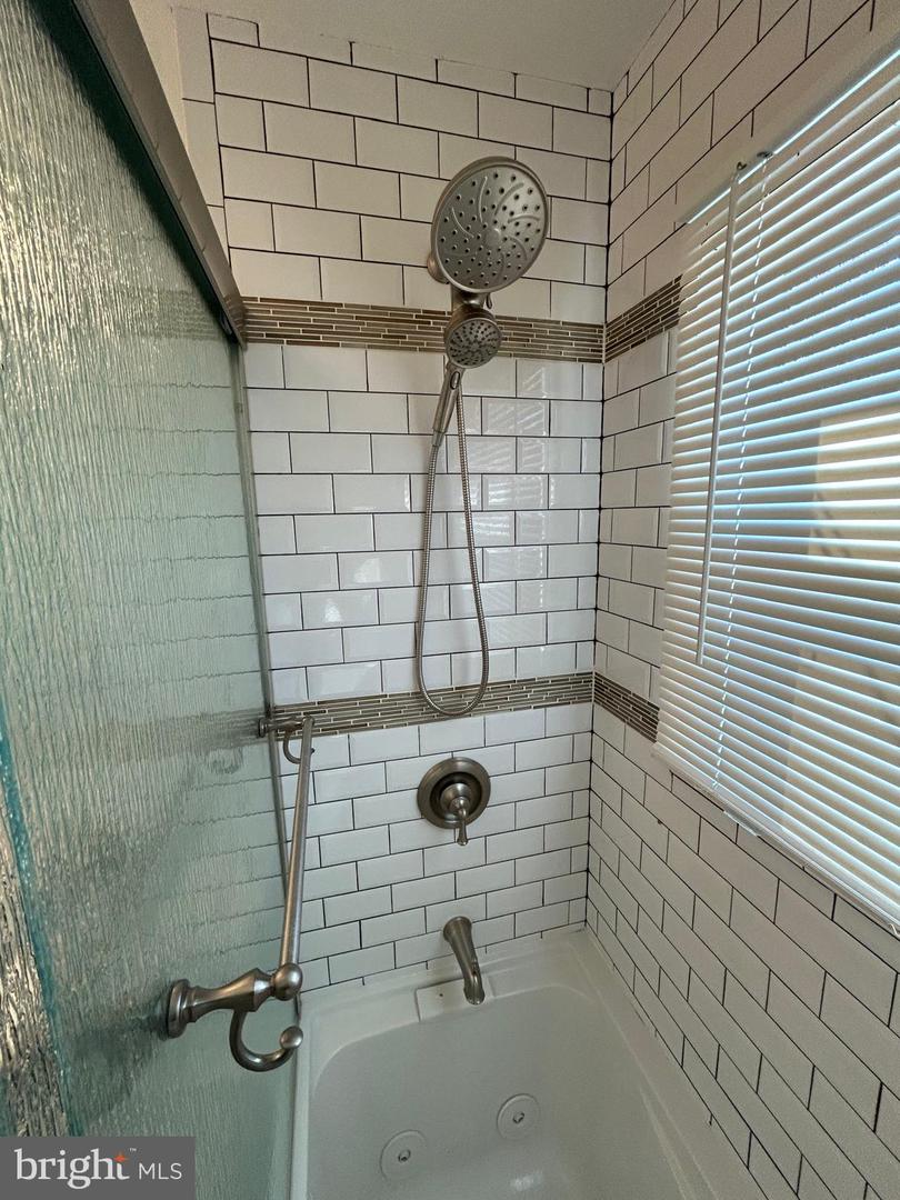 8014 STEADMAN ST, ALEXANDRIA, Virginia 22309, 7 Bedrooms Bedrooms, 7 Rooms Rooms,3 BathroomsBathrooms,Residential,For sale,8014 STEADMAN ST,VAFX2279476 MLS # VAFX2279476