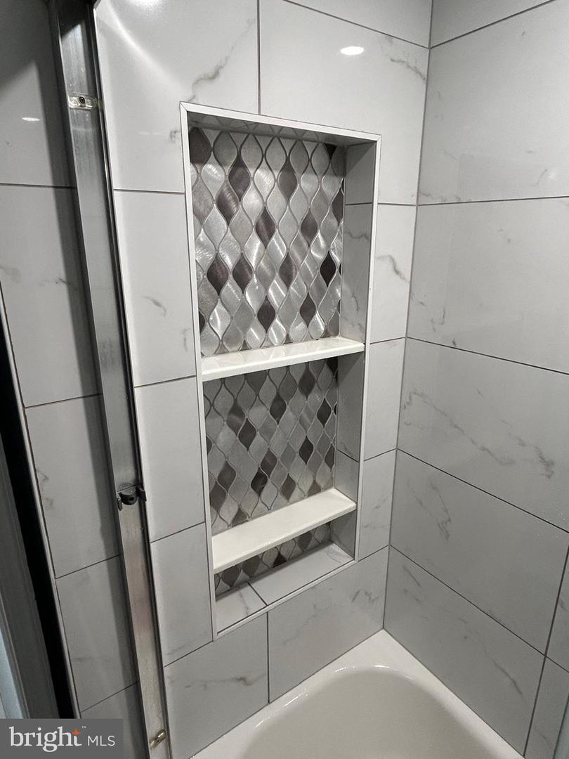 8014 STEADMAN ST, ALEXANDRIA, Virginia 22309, 7 Bedrooms Bedrooms, 7 Rooms Rooms,3 BathroomsBathrooms,Residential,For sale,8014 STEADMAN ST,VAFX2279476 MLS # VAFX2279476