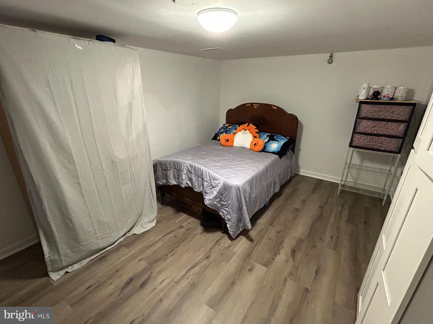 8014 STEADMAN ST, ALEXANDRIA, Virginia 22309, 7 Bedrooms Bedrooms, 7 Rooms Rooms,3 BathroomsBathrooms,Residential,For sale,8014 STEADMAN ST,VAFX2279476 MLS # VAFX2279476