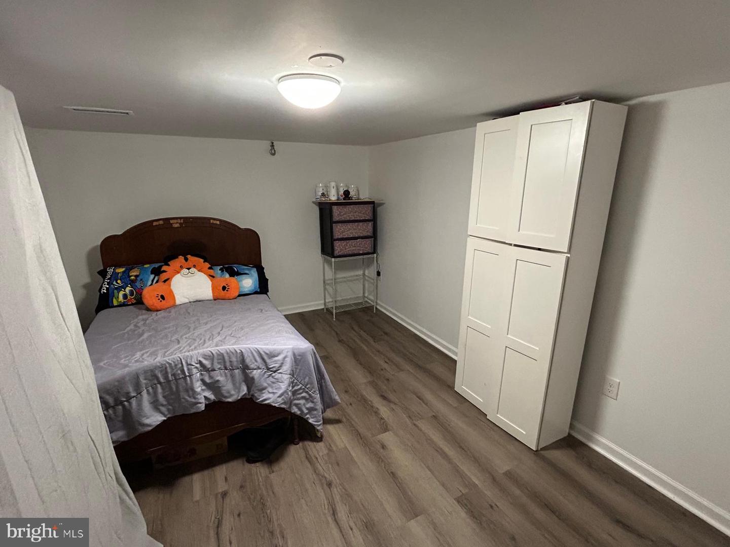 8014 STEADMAN ST, ALEXANDRIA, Virginia 22309, 7 Bedrooms Bedrooms, 7 Rooms Rooms,3 BathroomsBathrooms,Residential,For sale,8014 STEADMAN ST,VAFX2279476 MLS # VAFX2279476