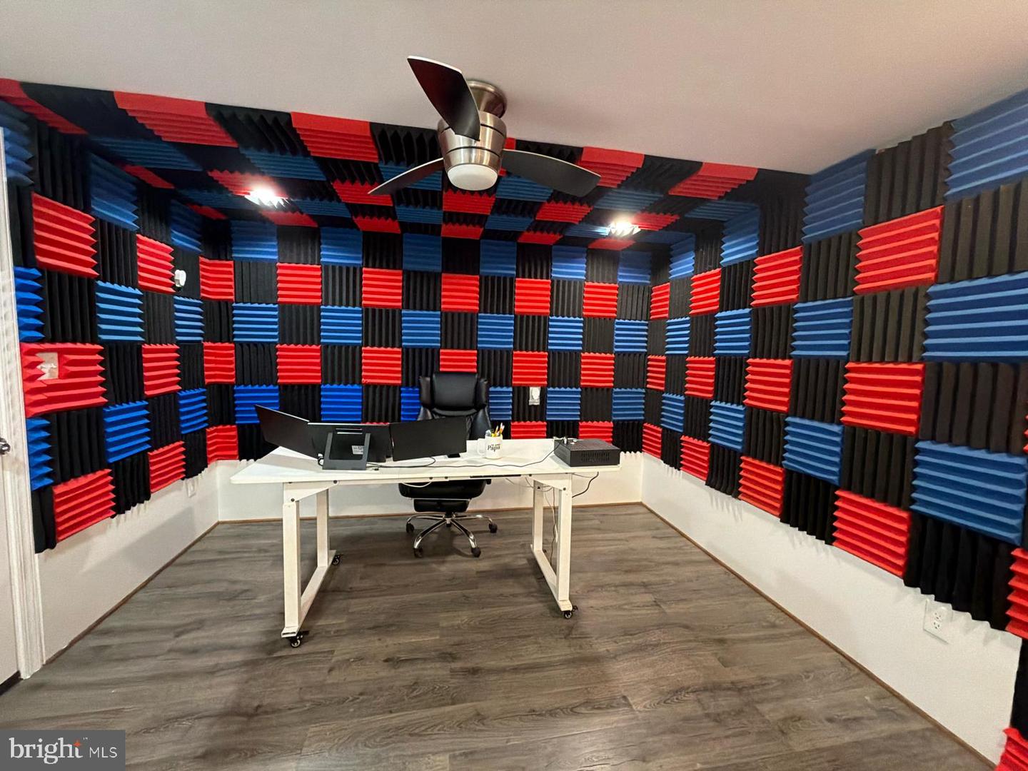 8014 STEADMAN ST, ALEXANDRIA, Virginia 22309, 7 Bedrooms Bedrooms, 7 Rooms Rooms,3 BathroomsBathrooms,Residential,For sale,8014 STEADMAN ST,VAFX2279476 MLS # VAFX2279476