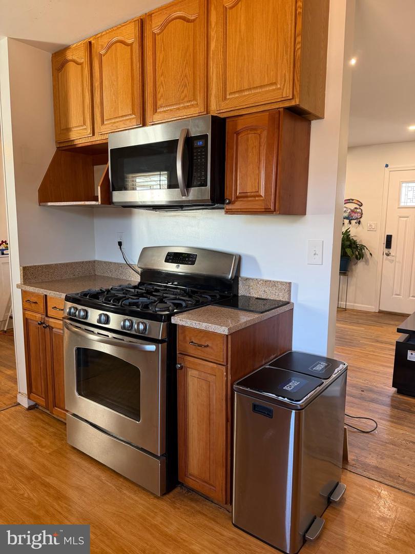 8014 STEADMAN ST, ALEXANDRIA, Virginia 22309, 7 Bedrooms Bedrooms, 7 Rooms Rooms,3 BathroomsBathrooms,Residential,For sale,8014 STEADMAN ST,VAFX2279476 MLS # VAFX2279476