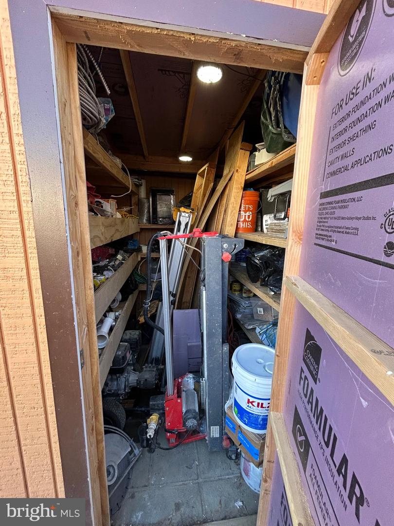 8014 STEADMAN ST, ALEXANDRIA, Virginia 22309, 7 Bedrooms Bedrooms, 7 Rooms Rooms,3 BathroomsBathrooms,Residential,For sale,8014 STEADMAN ST,VAFX2279476 MLS # VAFX2279476