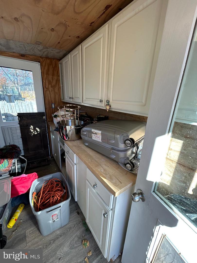 8014 STEADMAN ST, ALEXANDRIA, Virginia 22309, 7 Bedrooms Bedrooms, 7 Rooms Rooms,3 BathroomsBathrooms,Residential,For sale,8014 STEADMAN ST,VAFX2279476 MLS # VAFX2279476