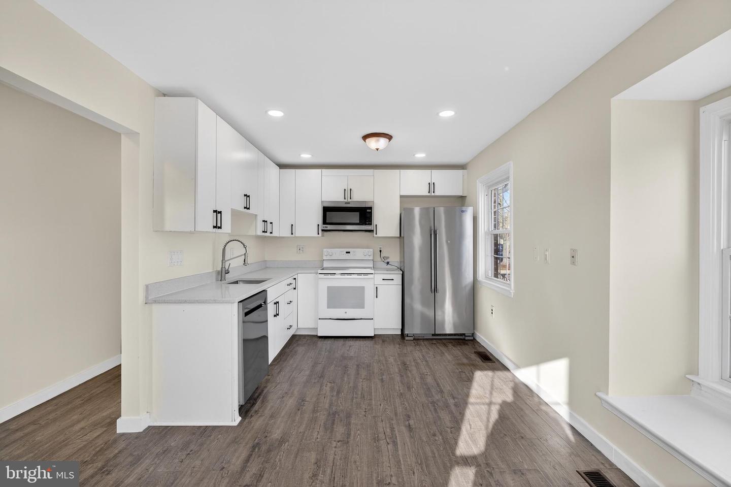 6476 FRANCONIA CT, SPRINGFIELD, Virginia 22150, 3 Bedrooms Bedrooms, ,2 BathroomsBathrooms,Residential,For sale,6476 FRANCONIA CT,VAFX2279524 MLS # VAFX2279524 6476 FRANCONIA CT, SPRINGFIELD, Virginia 22150, 3 Bedrooms Bedrooms, ,2 BathroomsBathrooms,Residential,For sale,6476 FRANCONIA CT,VAFX2279524 MLS # VAFX2279524