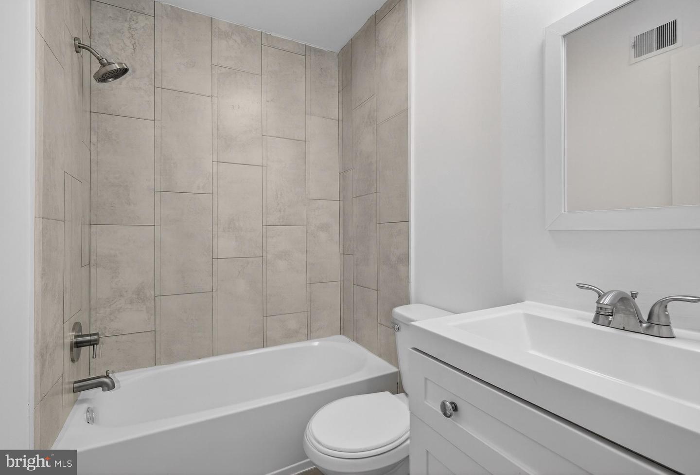 6476 FRANCONIA CT, SPRINGFIELD, Virginia 22150, 3 Bedrooms Bedrooms, ,2 BathroomsBathrooms,Residential,For sale,6476 FRANCONIA CT,VAFX2279524 MLS # VAFX2279524 6476 FRANCONIA CT, SPRINGFIELD, Virginia 22150, 3 Bedrooms Bedrooms, ,2 BathroomsBathrooms,Residential,For sale,6476 FRANCONIA CT,VAFX2279524 MLS # VAFX2279524