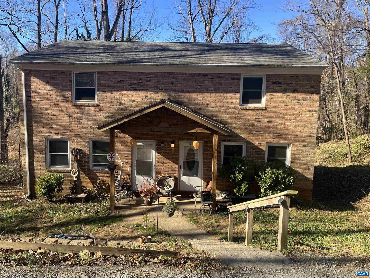 158 BUCKINGHAM CIR, CHARLOTTESVILLE, Virginia 22903, 6 Bedrooms Bedrooms, ,6 BathroomsBathrooms,Residential,For sale,158 BUCKINGHAM CIR,671206 MLS # 671206