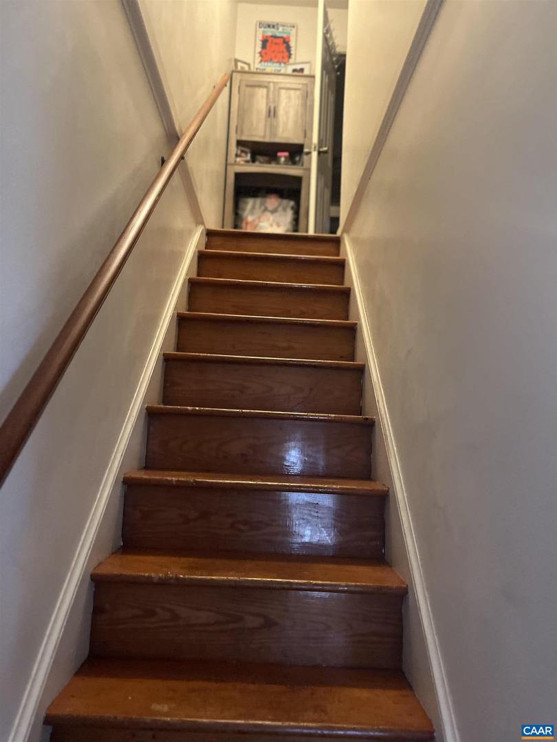 158 BUCKINGHAM CIR, CHARLOTTESVILLE, Virginia 22903, 6 Bedrooms Bedrooms, ,6 BathroomsBathrooms,Residential,For sale,158 BUCKINGHAM CIR,671206 MLS # 671206