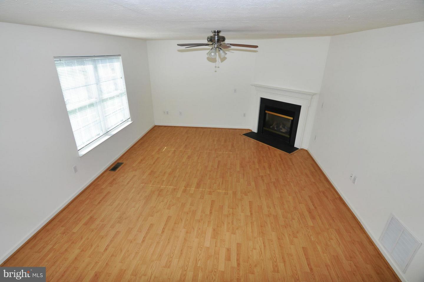 138 WINDSTONE DR, WINCHESTER, Virginia 22602, 3 Bedrooms Bedrooms, ,2 BathroomsBathrooms,Residential,For sale,138 WINDSTONE DR,VAFV2038094 MLS # VAFV2038094