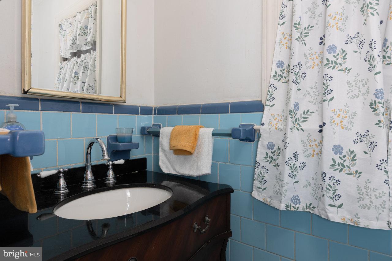 133 SHENELL DR, MOUNT JACKSON, Virginia 22842, 5 Bedrooms Bedrooms, ,3 BathroomsBathrooms,Residential,For sale,133 SHENELL DR,VASH2013022 MLS # VASH2013022