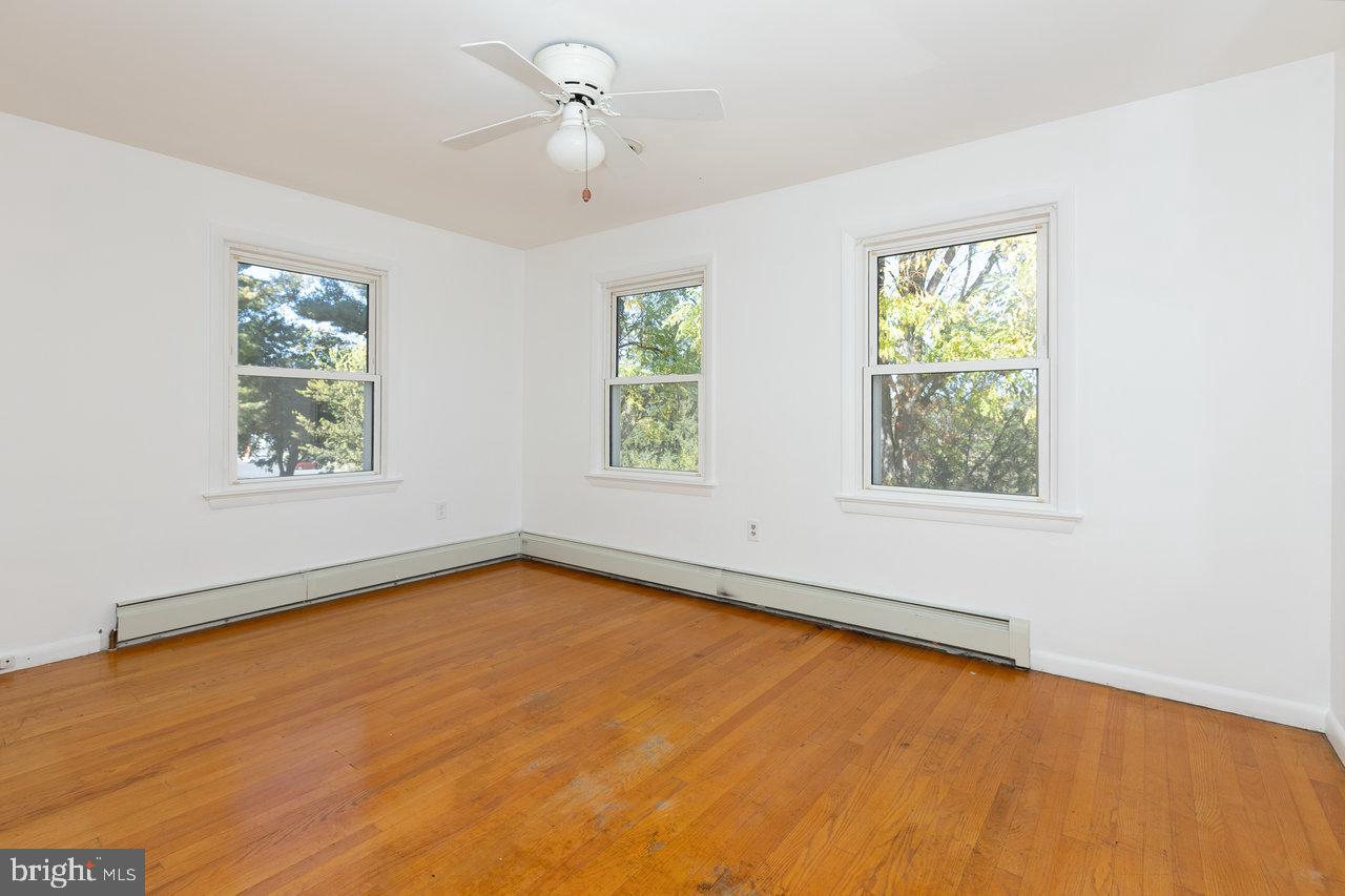 133 SHENELL DR, MOUNT JACKSON, Virginia 22842, 5 Bedrooms Bedrooms, ,3 BathroomsBathrooms,Residential,For sale,133 SHENELL DR,VASH2013022 MLS # VASH2013022