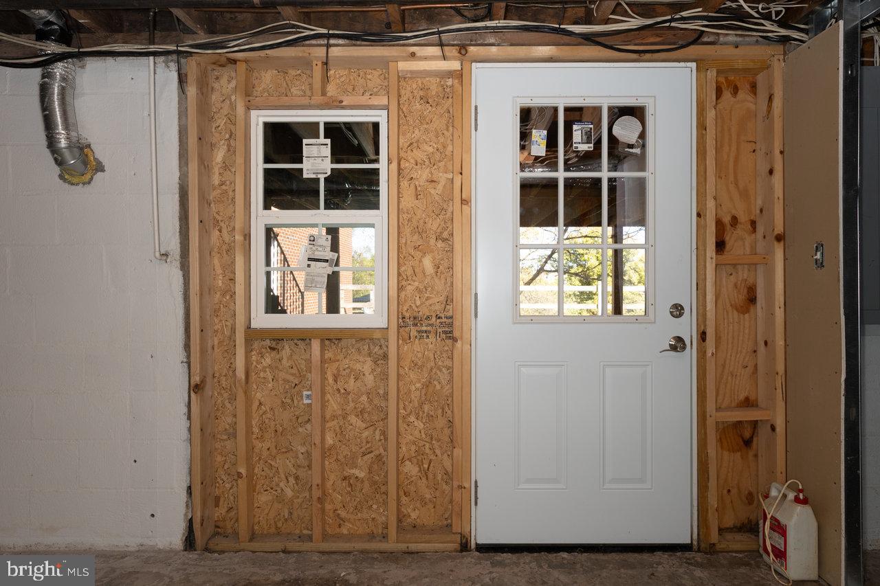 133 SHENELL DR, MOUNT JACKSON, Virginia 22842, 5 Bedrooms Bedrooms, ,3 BathroomsBathrooms,Residential,For sale,133 SHENELL DR,VASH2013022 MLS # VASH2013022