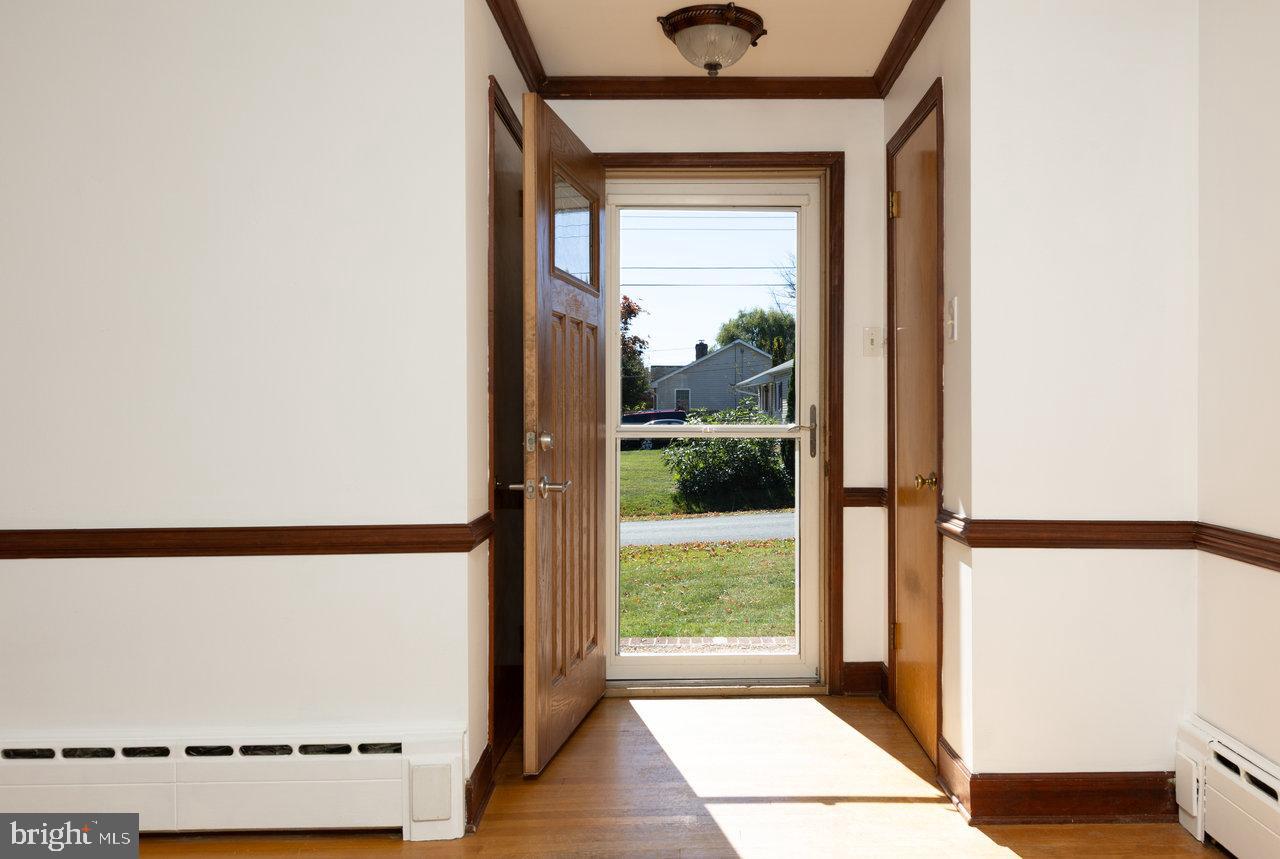 133 SHENELL DR, MOUNT JACKSON, Virginia 22842, 5 Bedrooms Bedrooms, ,3 BathroomsBathrooms,Residential,For sale,133 SHENELL DR,VASH2013022 MLS # VASH2013022