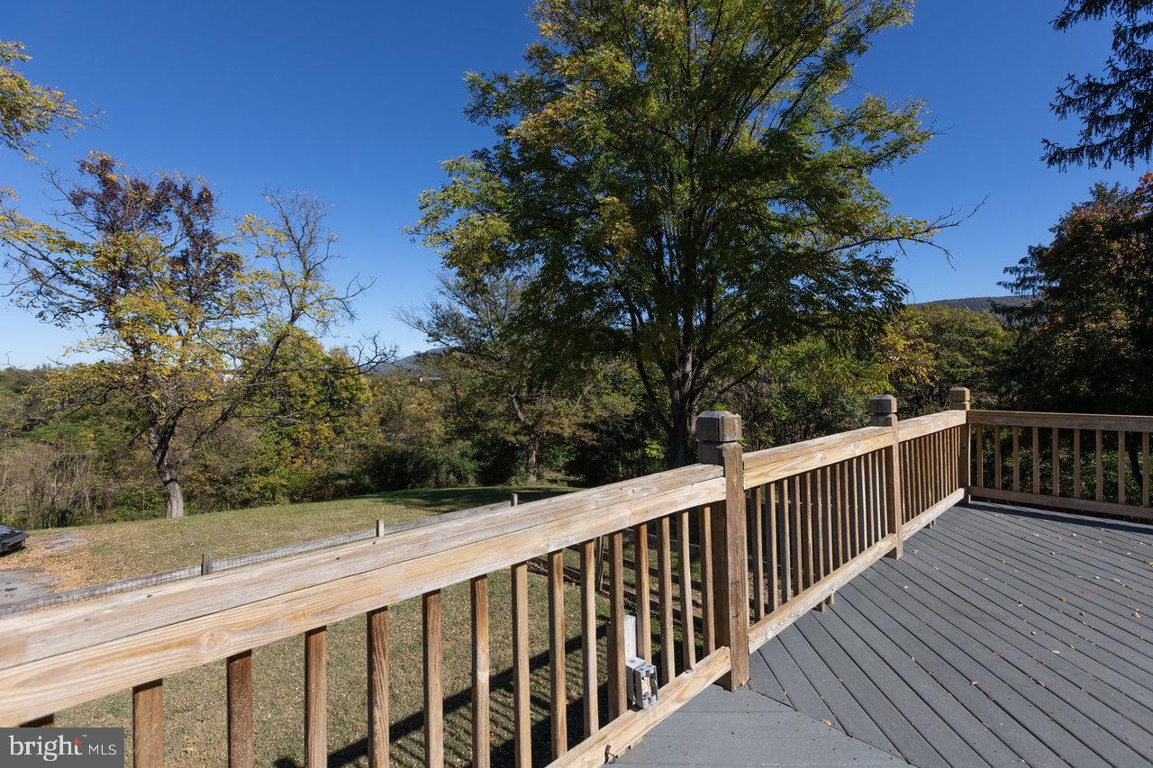 133 SHENELL DR, MOUNT JACKSON, Virginia 22842, 5 Bedrooms Bedrooms, ,3 BathroomsBathrooms,Residential,For sale,133 SHENELL DR,VASH2013022 MLS # VASH2013022