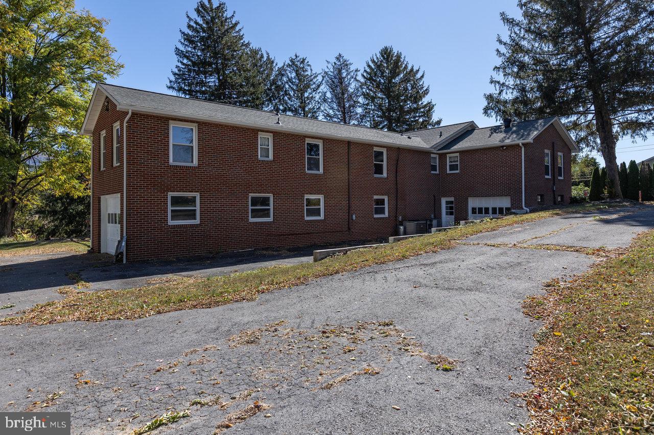 133 SHENELL DR, MOUNT JACKSON, Virginia 22842, 5 Bedrooms Bedrooms, ,3 BathroomsBathrooms,Residential,For sale,133 SHENELL DR,VASH2013022 MLS # VASH2013022