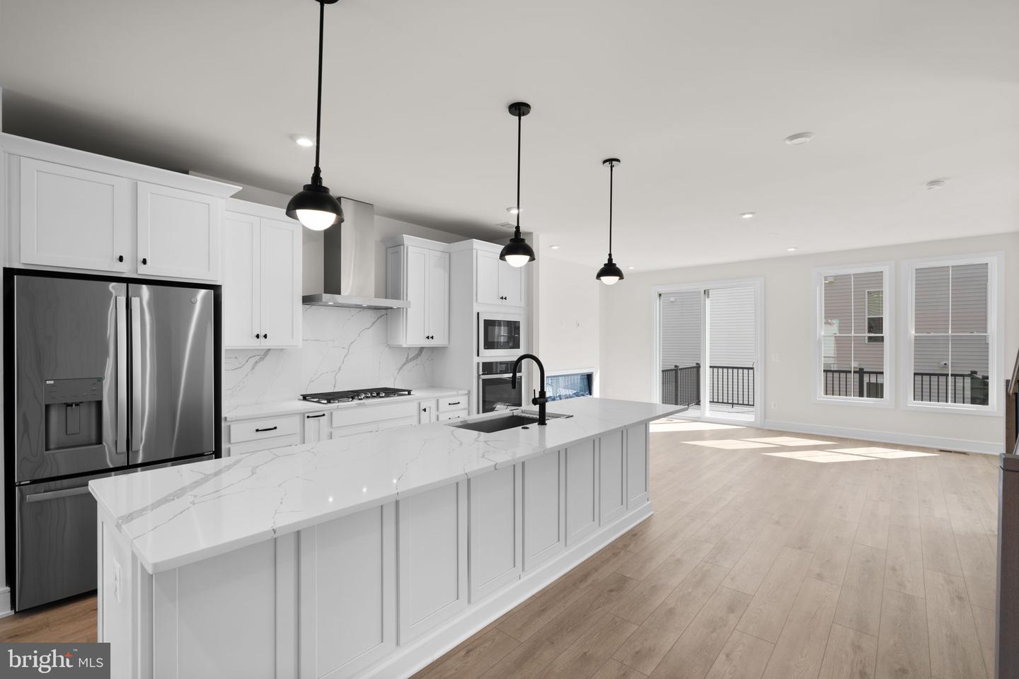 42119 PICASSO SQ, ASHBURN, Virginia 20148, 3 Bedrooms Bedrooms, ,2 BathroomsBathrooms,Residential,For sale,42119 PICASSO SQ,VALO2111288 MLS # VALO2111288