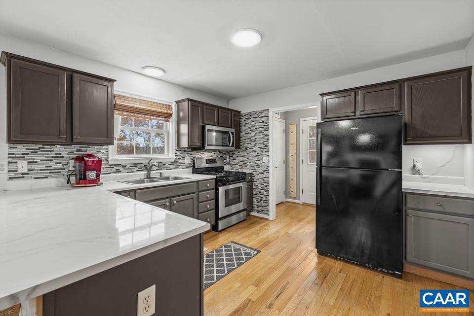 2615 DUCKS LAKE RIDGE RD, SCOTTSVILLE, Virginia 24590, 4 Bedrooms Bedrooms, ,3 BathroomsBathrooms,Residential,For sale,2615 DUCKS LAKE RIDGE RD,671216 MLS # 671216