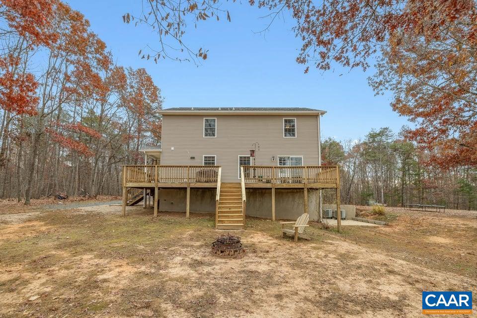 2615 DUCKS LAKE RIDGE RD, SCOTTSVILLE, Virginia 24590, 4 Bedrooms Bedrooms, ,3 BathroomsBathrooms,Residential,For sale,2615 DUCKS LAKE RIDGE RD,671216 MLS # 671216