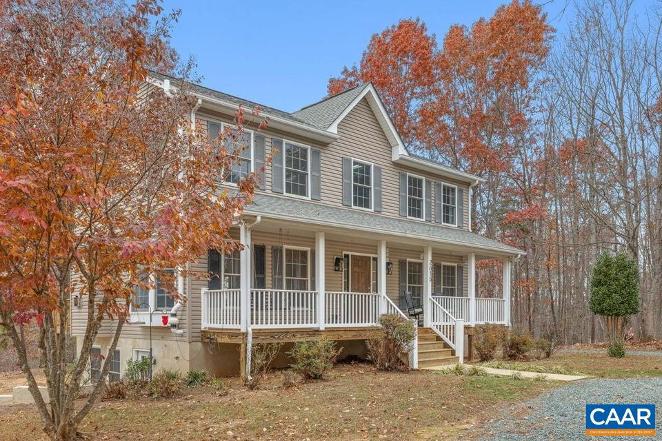 2615 DUCKS LAKE RIDGE RD, SCOTTSVILLE, Virginia 24590, 4 Bedrooms Bedrooms, ,3 BathroomsBathrooms,Residential,For sale,2615 DUCKS LAKE RIDGE RD,671216 MLS # 671216