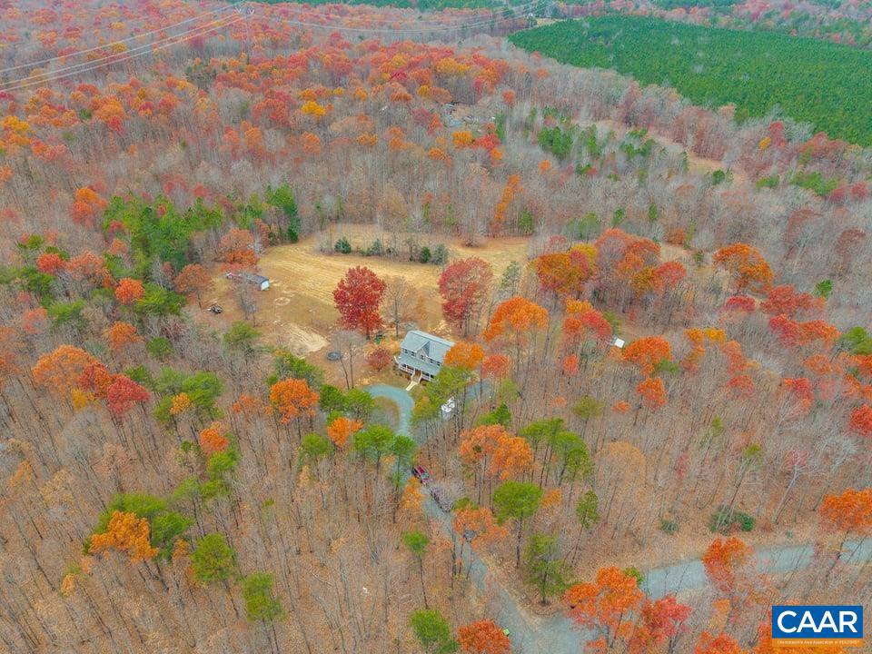 2615 DUCKS LAKE RIDGE RD, SCOTTSVILLE, Virginia 24590, 4 Bedrooms Bedrooms, ,3 BathroomsBathrooms,Residential,For sale,2615 DUCKS LAKE RIDGE RD,671216 MLS # 671216