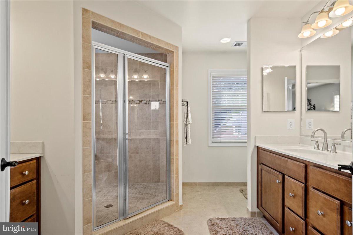 2504 WASHINGTON BLVD, ARLINGTON, Virginia 22201, 5 Bedrooms Bedrooms, ,5 BathroomsBathrooms,Residential,For sale,2504 WASHINGTON BLVD,VAAR2066182 MLS # VAAR2066182