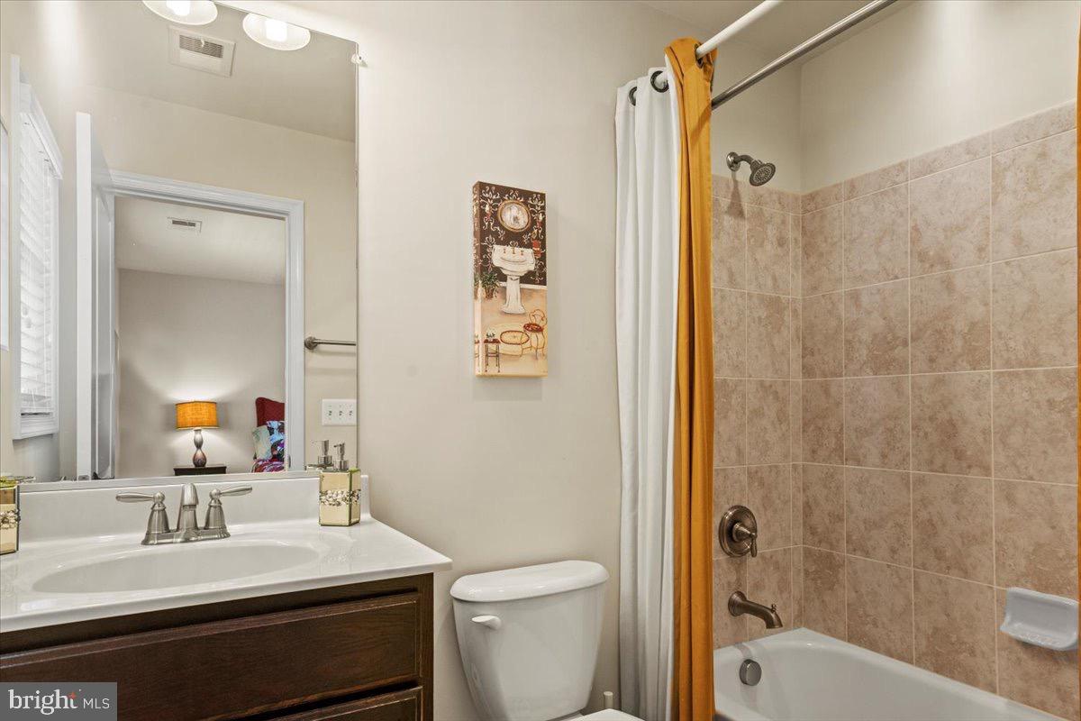 2504 WASHINGTON BLVD, ARLINGTON, Virginia 22201, 5 Bedrooms Bedrooms, ,5 BathroomsBathrooms,Residential,For sale,2504 WASHINGTON BLVD,VAAR2066182 MLS # VAAR2066182