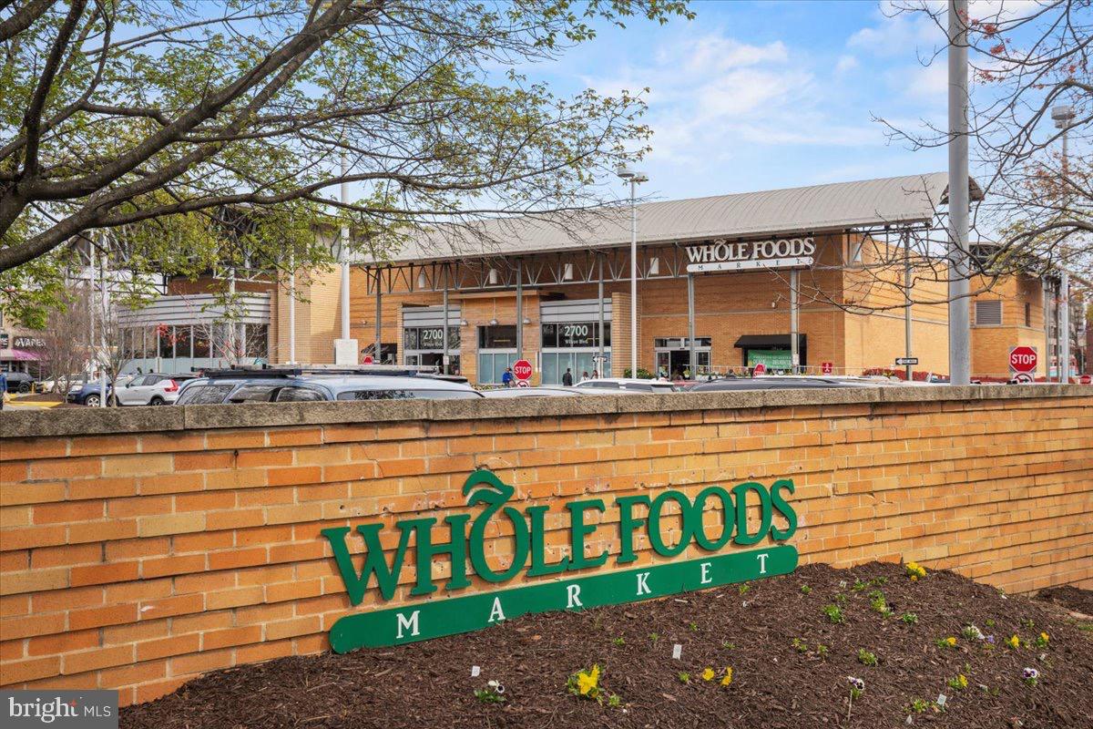 2504 WASHINGTON BLVD, ARLINGTON, Virginia 22201, 5 Bedrooms Bedrooms, ,5 BathroomsBathrooms,Residential,For sale,2504 WASHINGTON BLVD,VAAR2066182 MLS # VAAR2066182