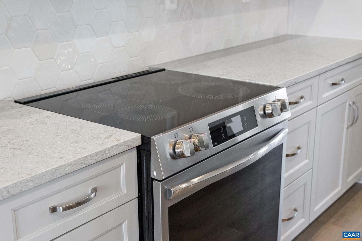 5010 LINDLEY PL, CHARLOTTESVILLE, Virginia 22901, 3 Bedrooms Bedrooms, ,2 BathroomsBathrooms,Residential,For sale,5010 LINDLEY PL,671219 MLS # 671219