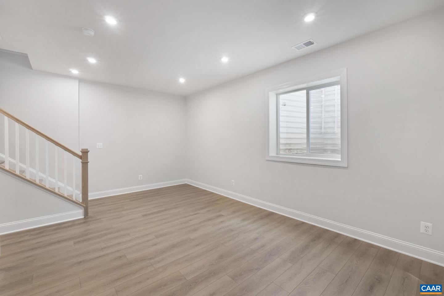 5010 LINDLEY PL, CHARLOTTESVILLE, Virginia 22901, 3 Bedrooms Bedrooms, ,2 BathroomsBathrooms,Residential,For sale,5010 LINDLEY PL,671219 MLS # 671219