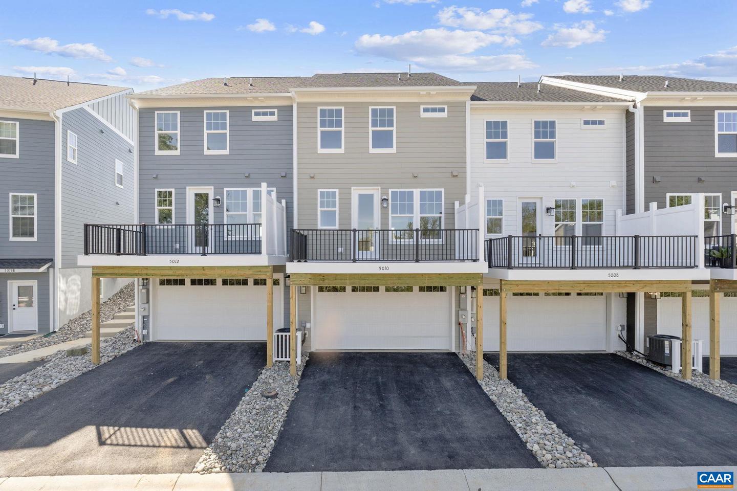 5010 LINDLEY PL, CHARLOTTESVILLE, Virginia 22901, 3 Bedrooms Bedrooms, ,2 BathroomsBathrooms,Residential,For sale,5010 LINDLEY PL,671219 MLS # 671219