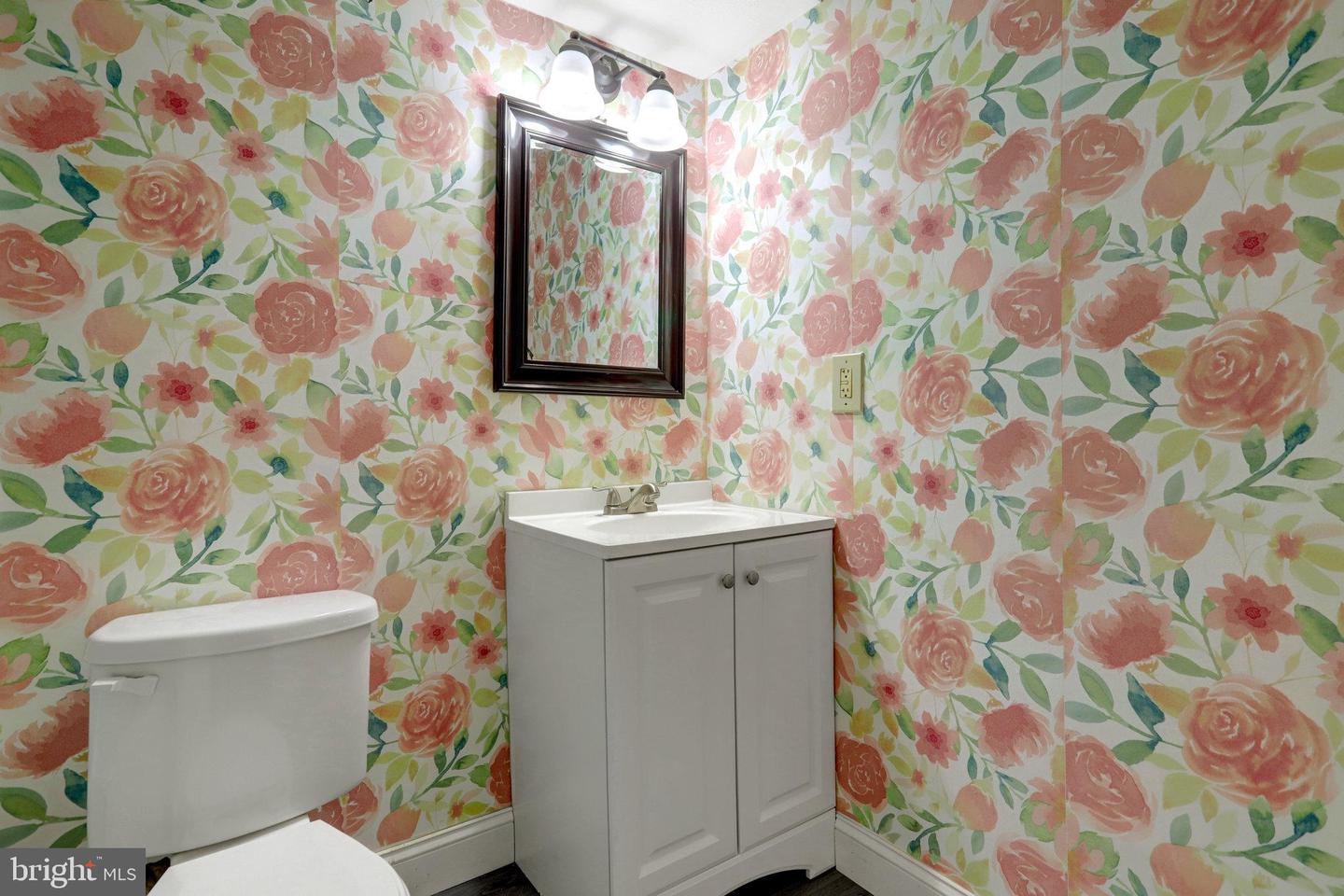 4300 BUCKMAN RD #D, ALEXANDRIA, Virginia 22309, 2 Bedrooms Bedrooms, ,2 BathroomsBathrooms,Residential,For sale,4300 BUCKMAN RD #D,VAFX2214802 MLS # VAFX2214802