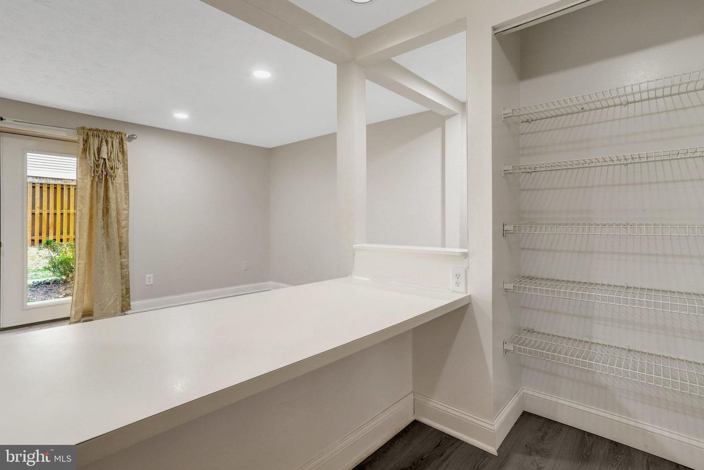 4300 BUCKMAN RD #D, ALEXANDRIA, Virginia 22309, 2 Bedrooms Bedrooms, ,2 BathroomsBathrooms,Residential,For sale,4300 BUCKMAN RD #D,VAFX2214802 MLS # VAFX2214802