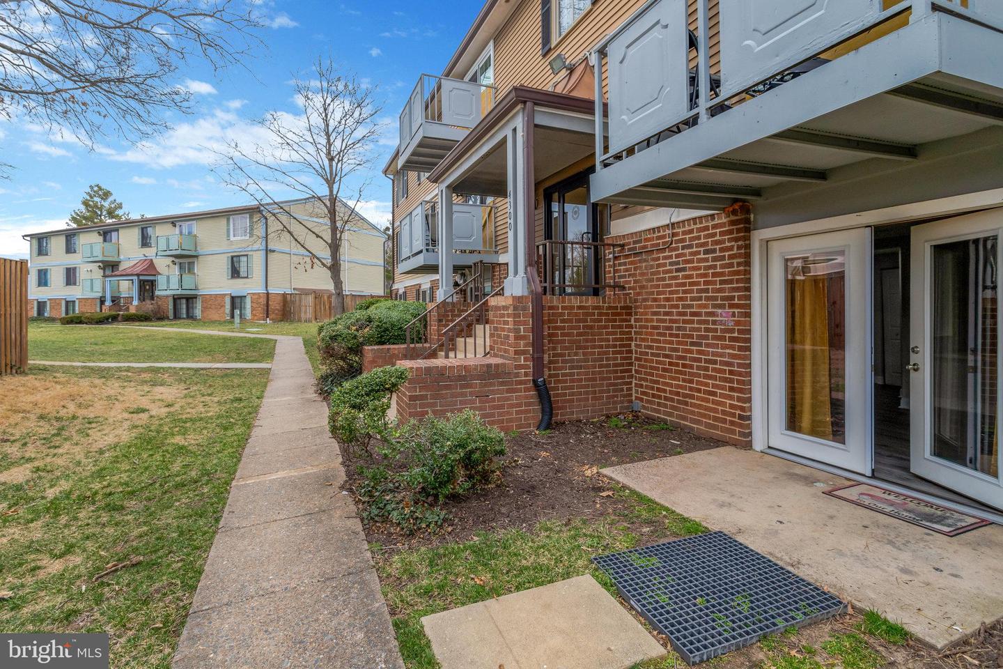 4300 BUCKMAN RD #D, ALEXANDRIA, Virginia 22309, 2 Bedrooms Bedrooms, ,2 BathroomsBathrooms,Residential,For sale,4300 BUCKMAN RD #D,VAFX2214802 MLS # VAFX2214802
