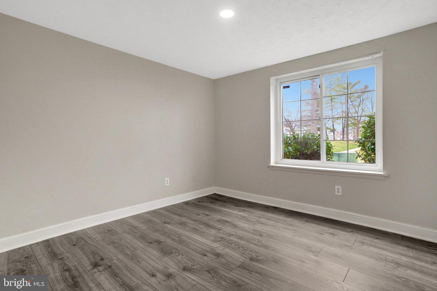 4300 BUCKMAN RD #D, ALEXANDRIA, Virginia 22309, 2 Bedrooms Bedrooms, ,2 BathroomsBathrooms,Residential,For sale,4300 BUCKMAN RD #D,VAFX2214802 MLS # VAFX2214802