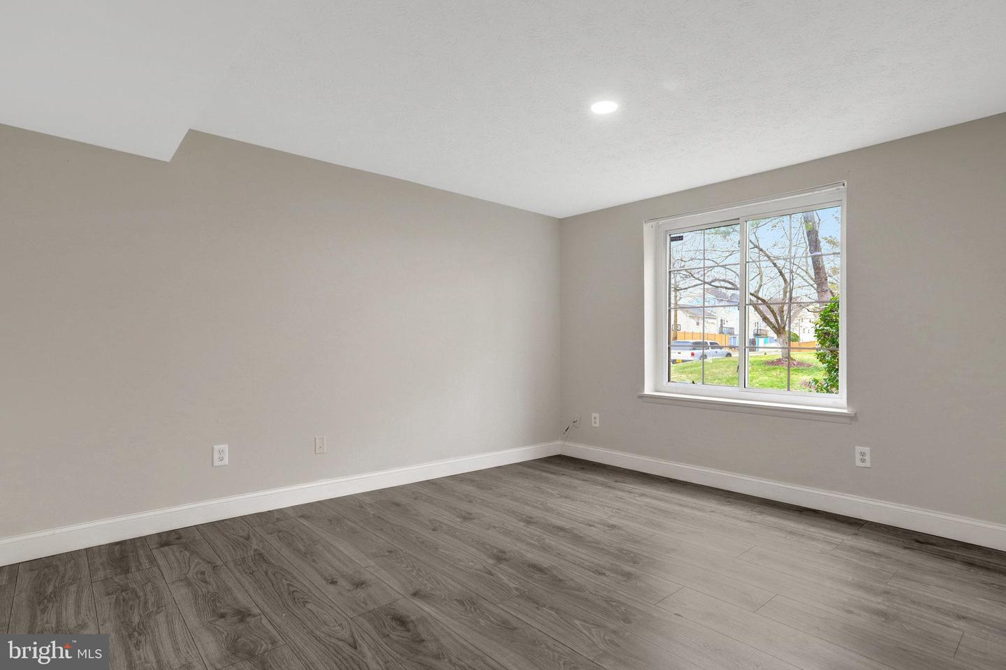 4300 BUCKMAN RD #D, ALEXANDRIA, Virginia 22309, 2 Bedrooms Bedrooms, ,2 BathroomsBathrooms,Residential,For sale,4300 BUCKMAN RD #D,VAFX2214802 MLS # VAFX2214802