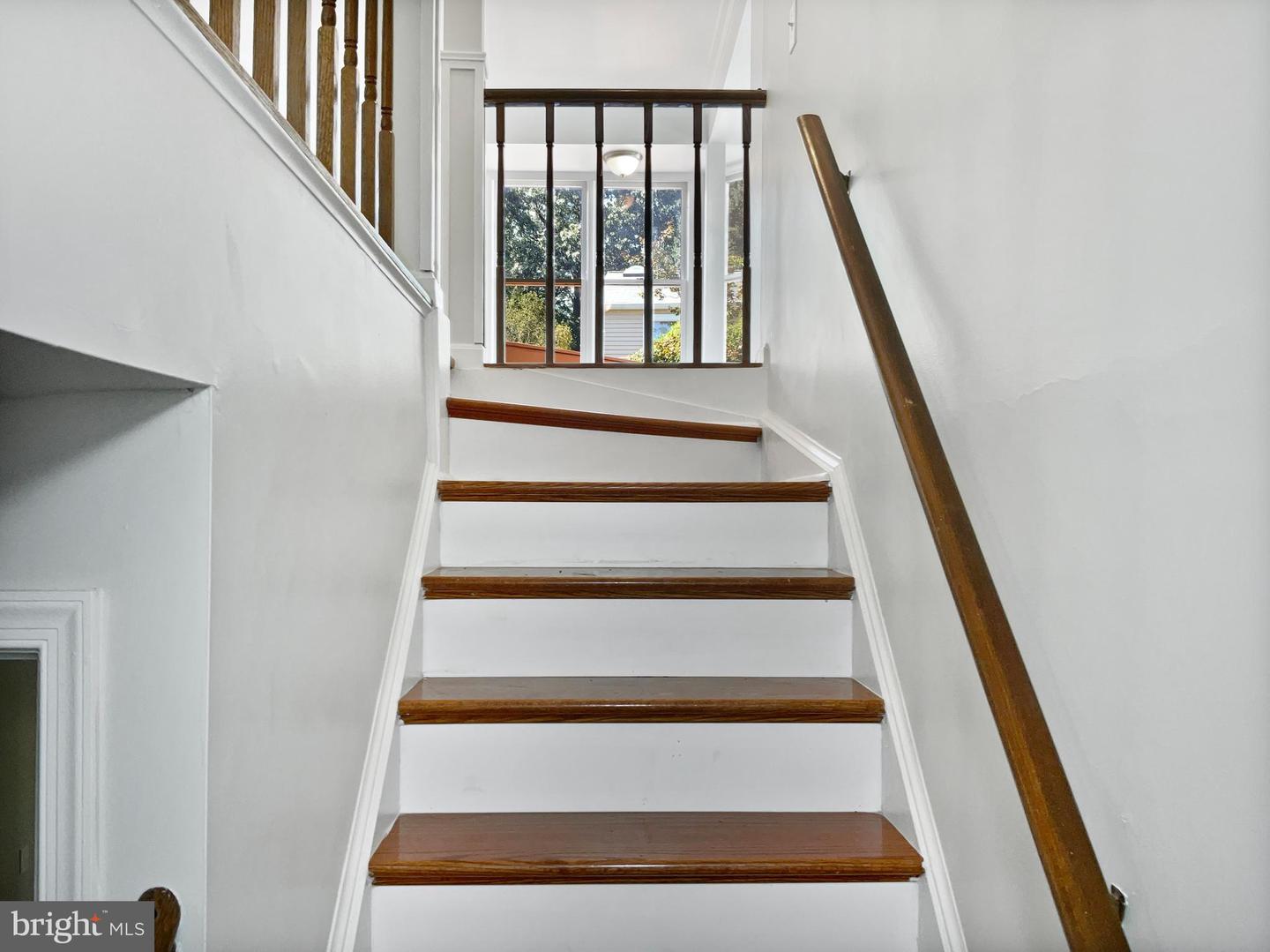 11184 SILENTWOOD LN, RESTON, Virginia 20191, 2 Bedrooms Bedrooms, ,2 BathroomsBathrooms,Residential,For sale,11184 SILENTWOOD LN,VAFX2224482 MLS # VAFX2224482