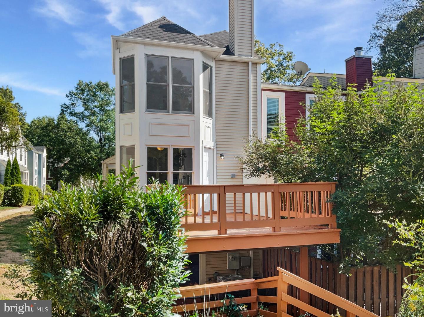 11184 SILENTWOOD LN, RESTON, Virginia 20191, 2 Bedrooms Bedrooms, ,2 BathroomsBathrooms,Residential,For sale,11184 SILENTWOOD LN,VAFX2224482 MLS # VAFX2224482