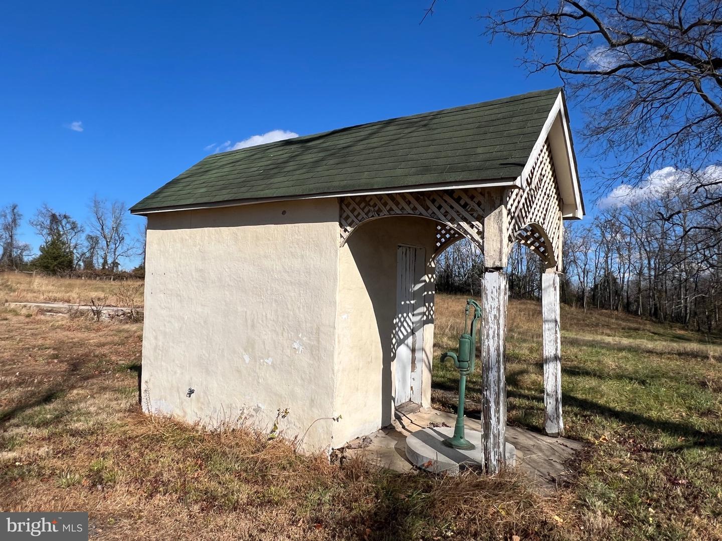 7035 LEEDS MANOR, MARSHALL, Virginia 20115, ,Land,For sale,7035 LEEDS MANOR,VAFQ2019662 MLS # VAFQ2019662