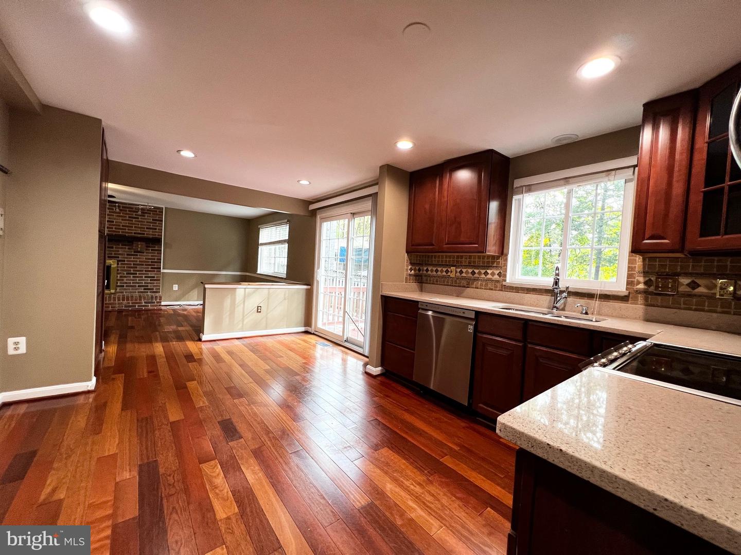 9001 FOX LAIR DR, BURKE, Virginia 22015, 5 Bedrooms Bedrooms, ,2 BathroomsBathrooms,Residential,For sale,9001 FOX LAIR DR,VAFX2258322 MLS # VAFX2258322