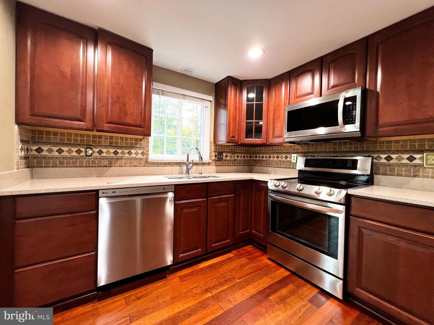 9001 FOX LAIR DR, BURKE, Virginia 22015, 5 Bedrooms Bedrooms, ,2 BathroomsBathrooms,Residential,For sale,9001 FOX LAIR DR,VAFX2258322 MLS # VAFX2258322